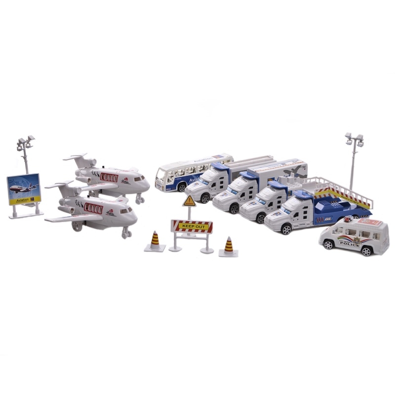 Игровой набор Аэропорт с грузовиками, самолетом и фигурками IM383